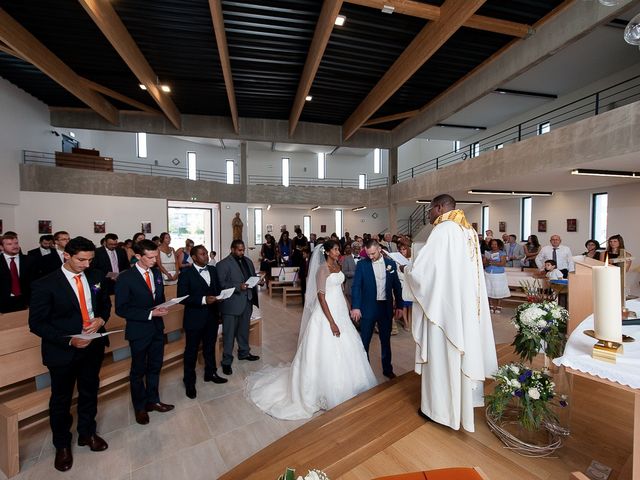 Le mariage de Antony et Sophie à Saint-Pierre-du-Perray, Essonne 52