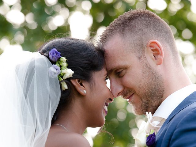 Le mariage de Antony et Sophie à Saint-Pierre-du-Perray, Essonne 72