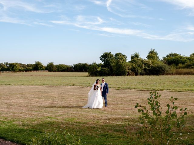 Le mariage de Antony et Sophie à Saint-Pierre-du-Perray, Essonne 75