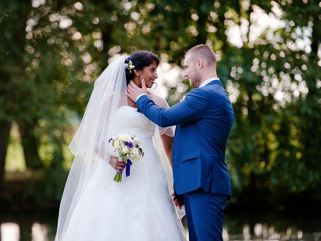 Le mariage de Antony et Sophie à Saint-Pierre-du-Perray, Essonne 77