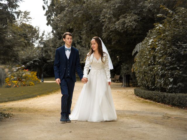 Le mariage de Olivier et Marie à Fontenay-le-Comte, Vendée 1