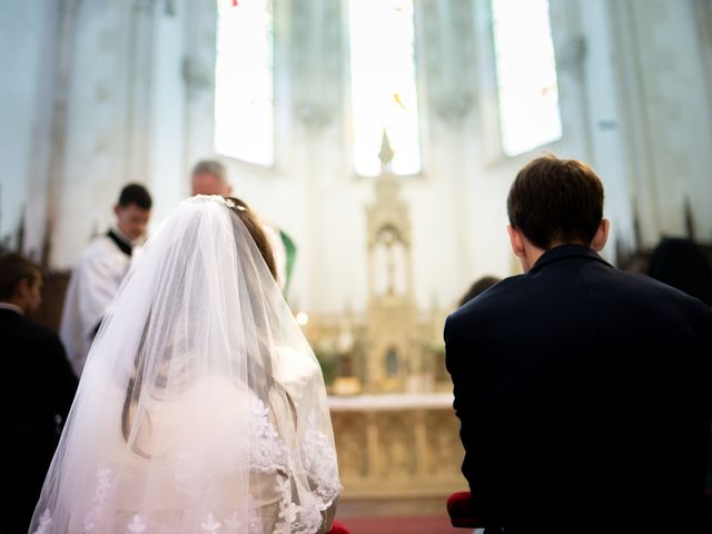 Le mariage de Olivier et Marie à Fontenay-le-Comte, Vendée 5