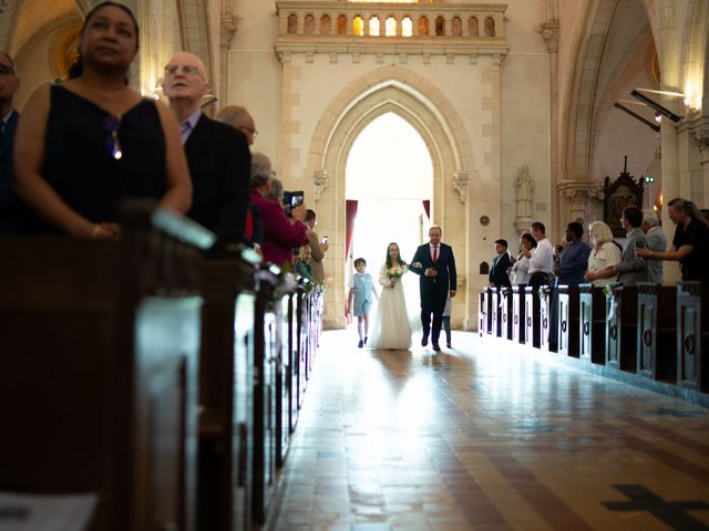 Le mariage de Olivier et Marie à Fontenay-le-Comte, Vendée 6