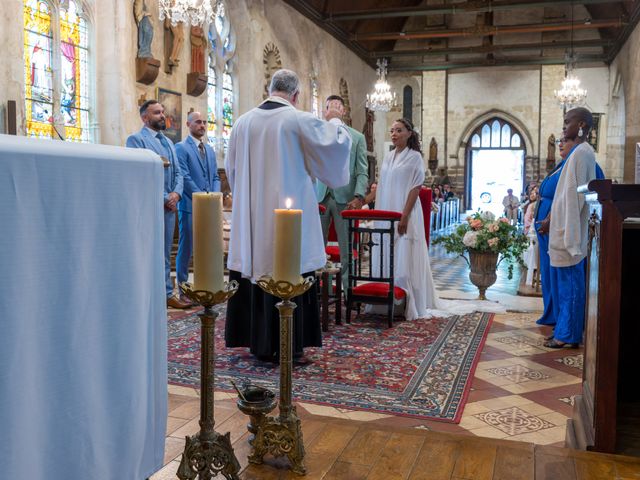 Le mariage de Félix et Elodie à Irai, Orne 16