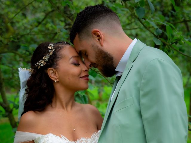 Le mariage de Félix et Elodie à Irai, Orne 30