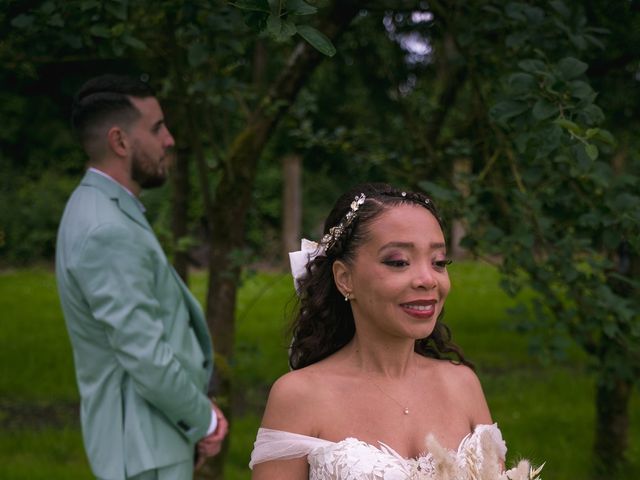 Le mariage de Félix et Elodie à Irai, Orne 33