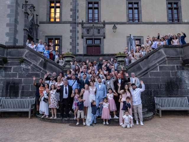Le mariage de Bastien et Coralie à Miremont , Puy-de-Dôme 1