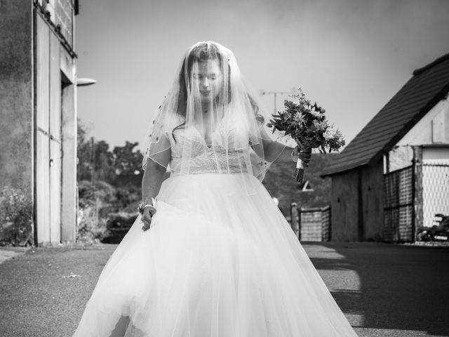 Le mariage de Romain et Manon à Méral, Mayenne 6