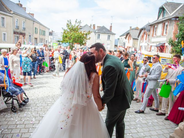 Le mariage de Romain et Manon à Méral, Mayenne 12