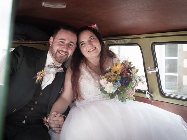 Le mariage de Romain et Manon à Méral, Mayenne 14