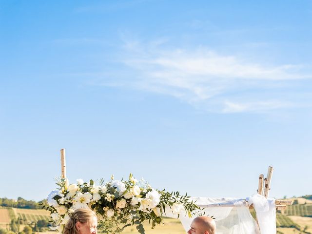 Le mariage de Rémi et Angélique à Denicé, Rhône 62