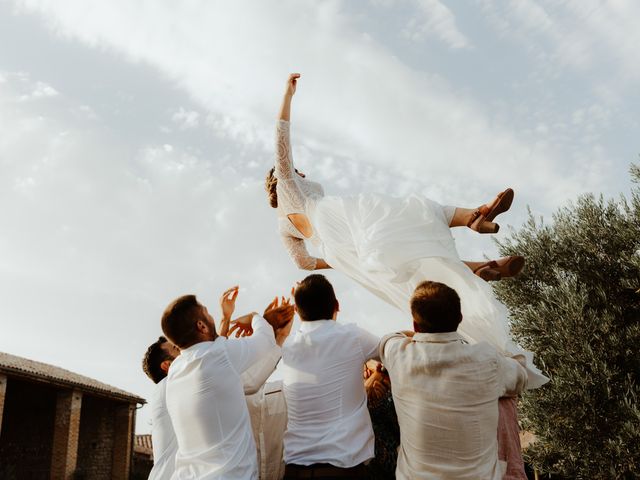 Le mariage de Thomas et Gaëlle à Grignan, Drôme 72