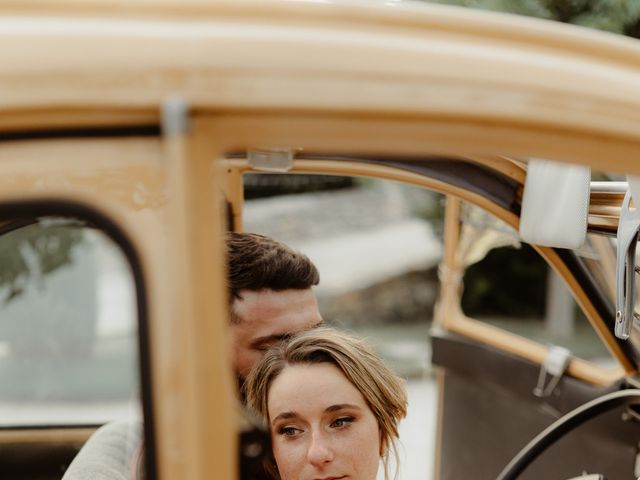 Le mariage de Thomas et Gaëlle à Grignan, Drôme 86