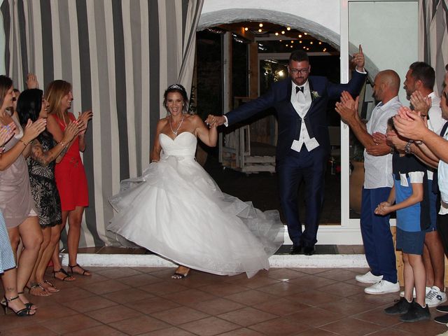 Le mariage de Fabien et Mia à Fréjus, Var 23