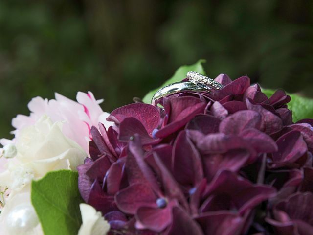 Le mariage de Eric et Sandrine à Bolleville, Seine-Maritime 2