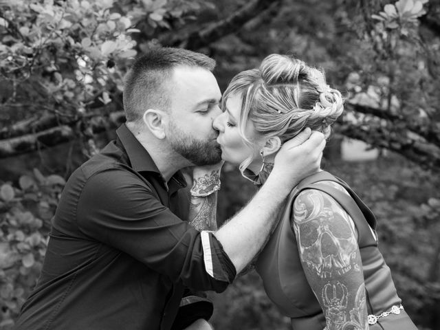 Le mariage de Etienne et Chrystel à Marcillac-Vallon, Aveyron 21