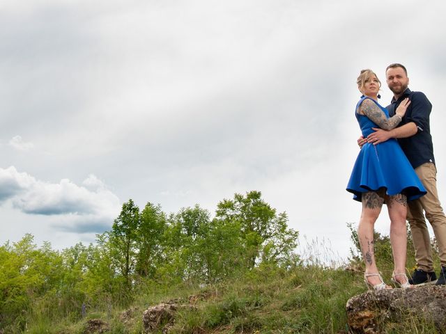 Le mariage de Etienne et Chrystel à Marcillac-Vallon, Aveyron 23