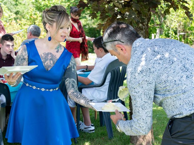 Le mariage de Etienne et Chrystel à Marcillac-Vallon, Aveyron 18