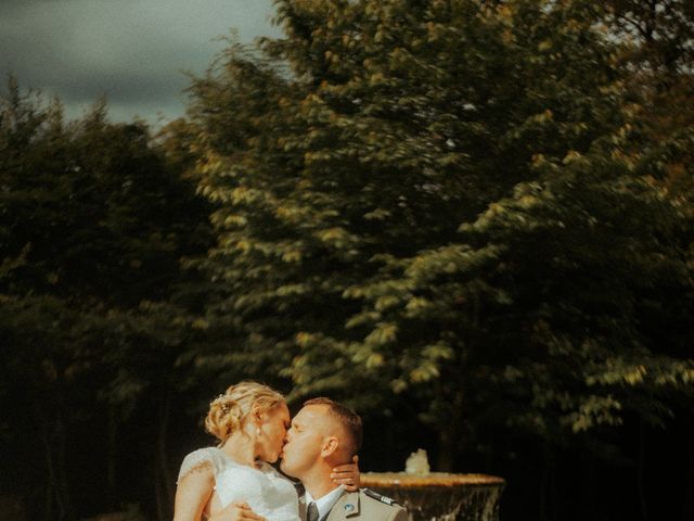 Le mariage de Gaël et Claire à Saint-Léon-sur-Vézère, Dordogne 3