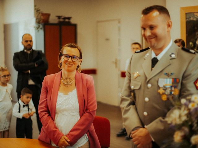 Le mariage de Gaël et Claire à Saint-Léon-sur-Vézère, Dordogne 12