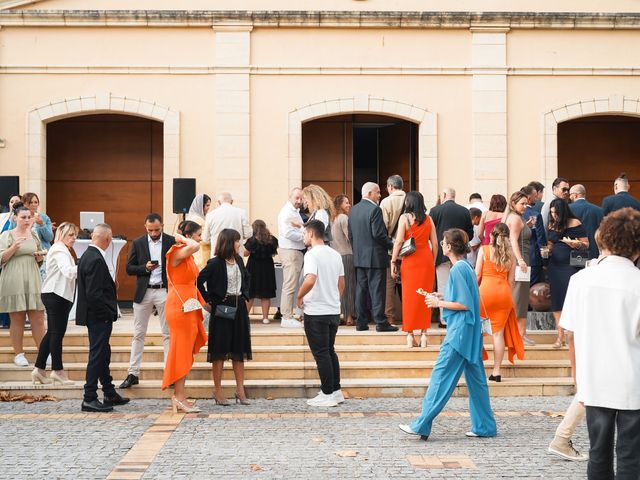 Le mariage de Malik et Amel à Lormont, Gironde 31