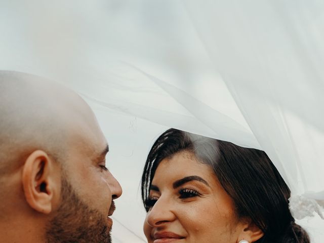 Le mariage de Malik et Amel à Lormont, Gironde 35
