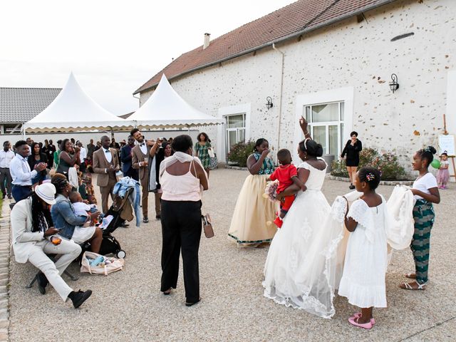 Le mariage de Kévin et Christelle à Giremoutiers, Seine-et-Marne 29