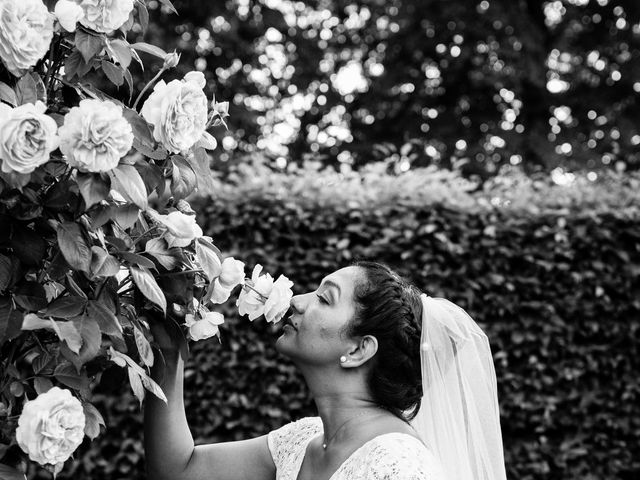 Le mariage de Shaktia et Victorien à Sainte-Marie-de-Vatimesnil, Eure 29