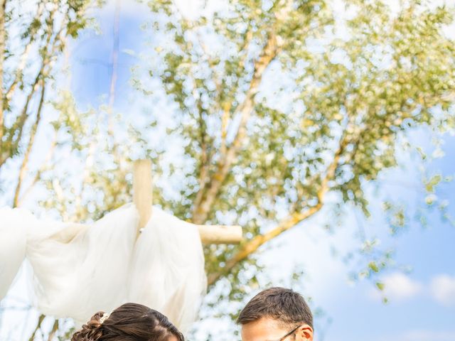 Le mariage de Maxime et Emilie à Saint-Julien, Rhône 81