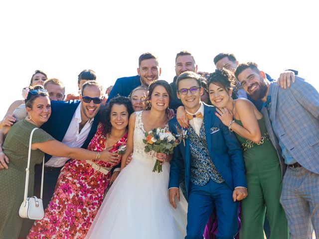 Le mariage de Maxime et Emilie à Saint-Julien, Rhône 92