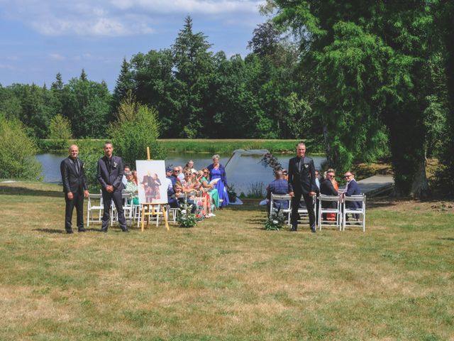 Le mariage de Julien et Sonja à Saint-Bonnet-le-Château, Loire 20