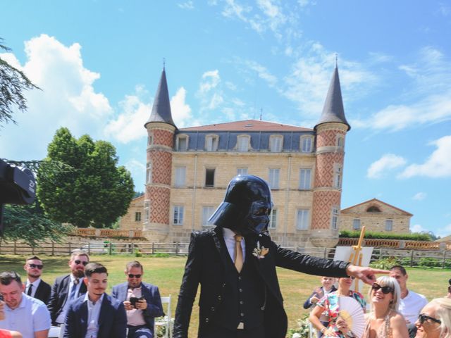 Le mariage de Julien et Sonja à Saint-Bonnet-le-Château, Loire 22