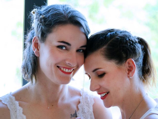 Le mariage de Lauren et Astrid à Saint-Aubin-des-Ormeaux, Vendée 19