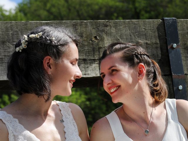 Le mariage de Lauren et Astrid à Saint-Aubin-des-Ormeaux, Vendée 57