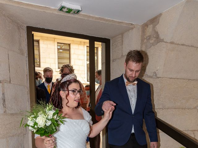 Le mariage de Anthony et Louise-Eugénie à Dole, Jura 4