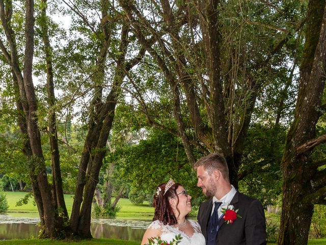 Le mariage de Anthony et Louise-Eugénie à Dole, Jura 45