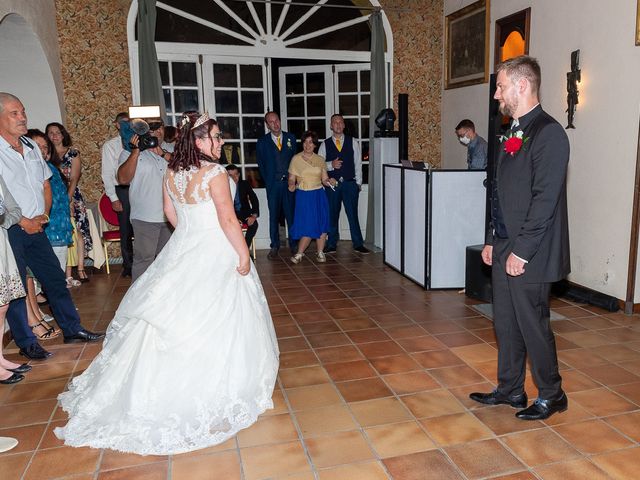 Le mariage de Anthony et Louise-Eugénie à Dole, Jura 65