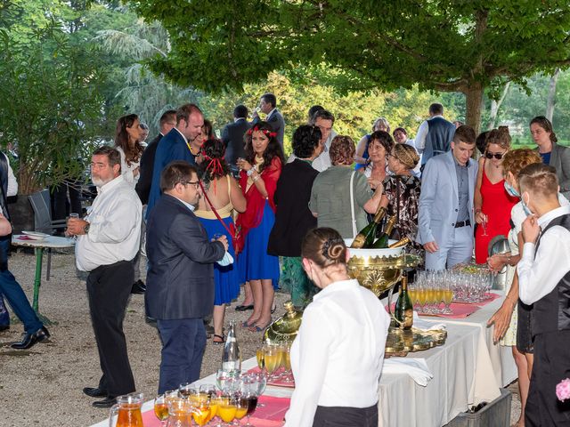 Le mariage de Anthony et Louise-Eugénie à Dole, Jura 70