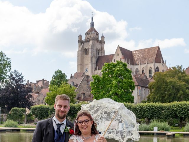 Le mariage de Anthony et Louise-Eugénie à Dole, Jura 82