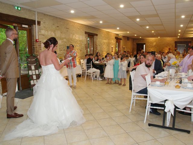 Le mariage de Jean-Pierre et Olivia à May-sur-Orne, Calvados 24