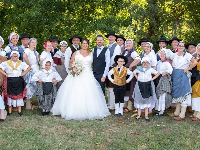 Le mariage de Maxime et Marie Paule à Espeyrac, Aveyron 31