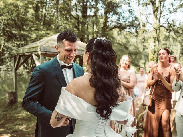 Le mariage de Kévin et Gwladys à Négrondes, Dordogne 83