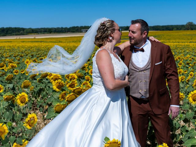 Le mariage de Vincent et Laura à Vatan, Indre 13