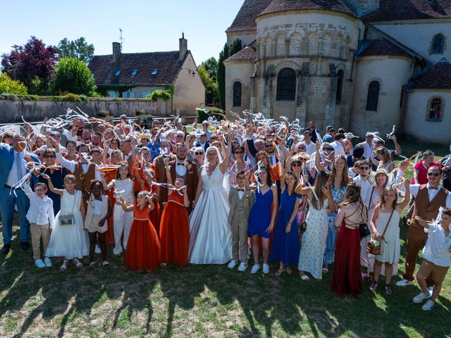 Le mariage de Vincent et Laura à Vatan, Indre 24