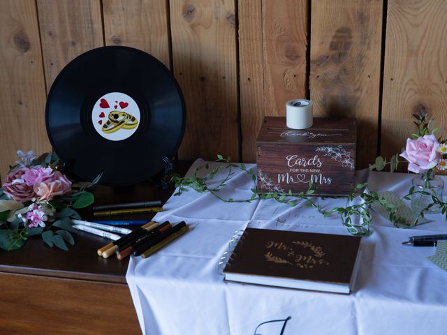 Le mariage de Franck et Véro à Manglieu, Puy-de-Dôme 34