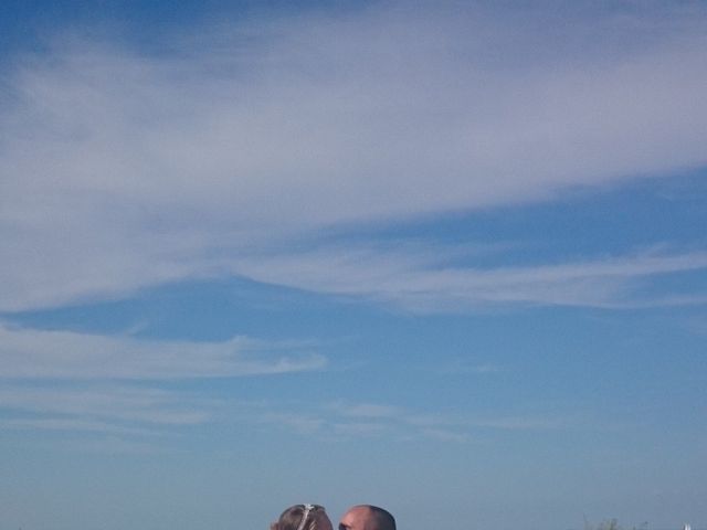 Le mariage de Marc et Charlène à Rivedoux-Plage, Charente Maritime 6