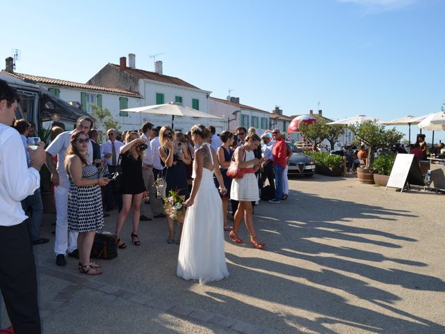 Le mariage de Marc et Charlène à Rivedoux-Plage, Charente Maritime 15