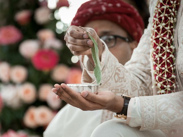 Le mariage de Aniket et Nama à Montreux, Vaud 27