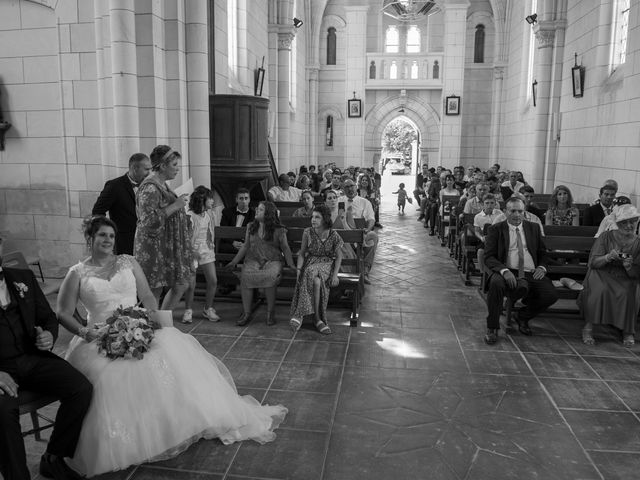 Le mariage de Mickael et Camille à Trizay, Charente Maritime 35