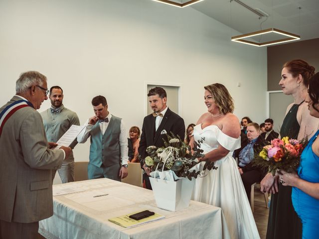 Le mariage de Fabrice et Victoria à Beaumontois-en-Périgord, Dordogne 32